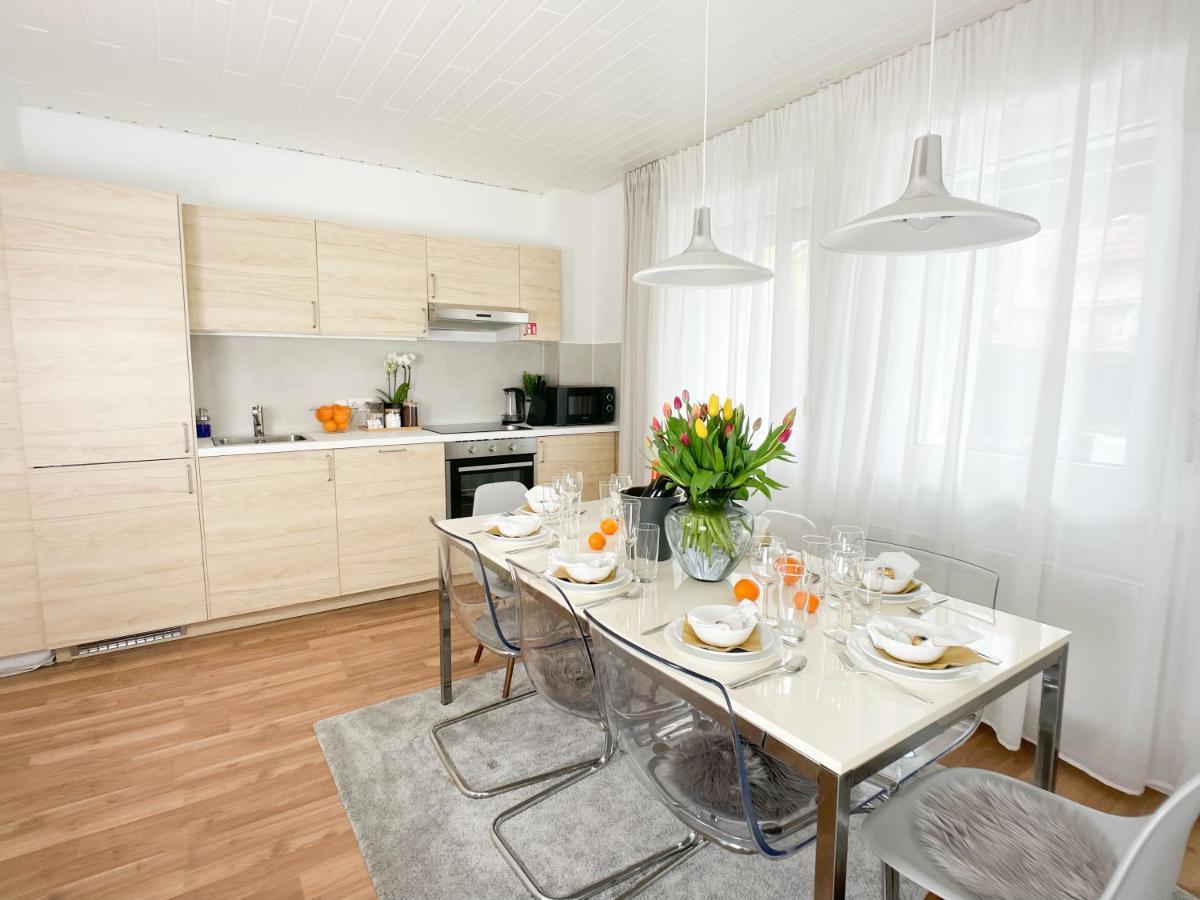 M-Style 01 Apartment Mit Terrasse Und Gasgrill, 24H Self-Check-In, Free Parking, Netflix Neurenberg Buitenkant foto